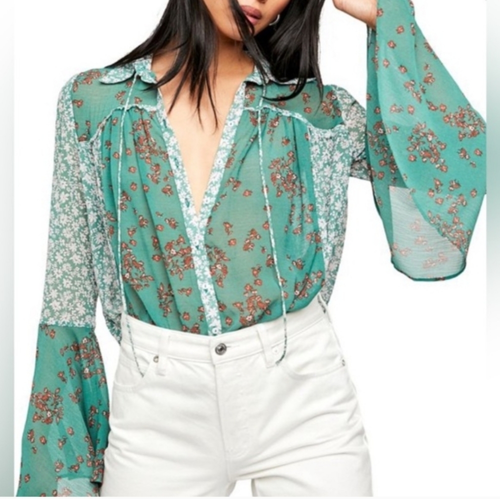 Fre People Floral Green Blouse Sheer with Bell Sleeves Size XS
